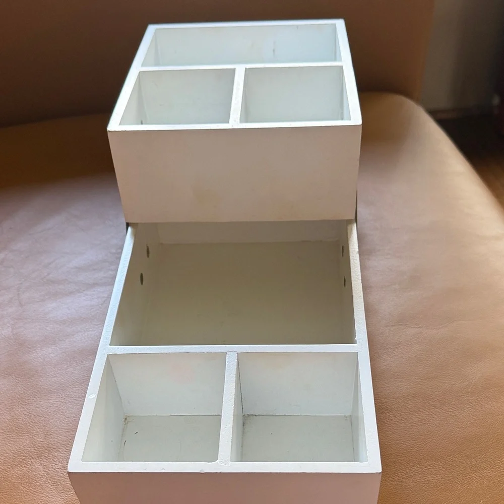 White Wooden Tiered Organizer